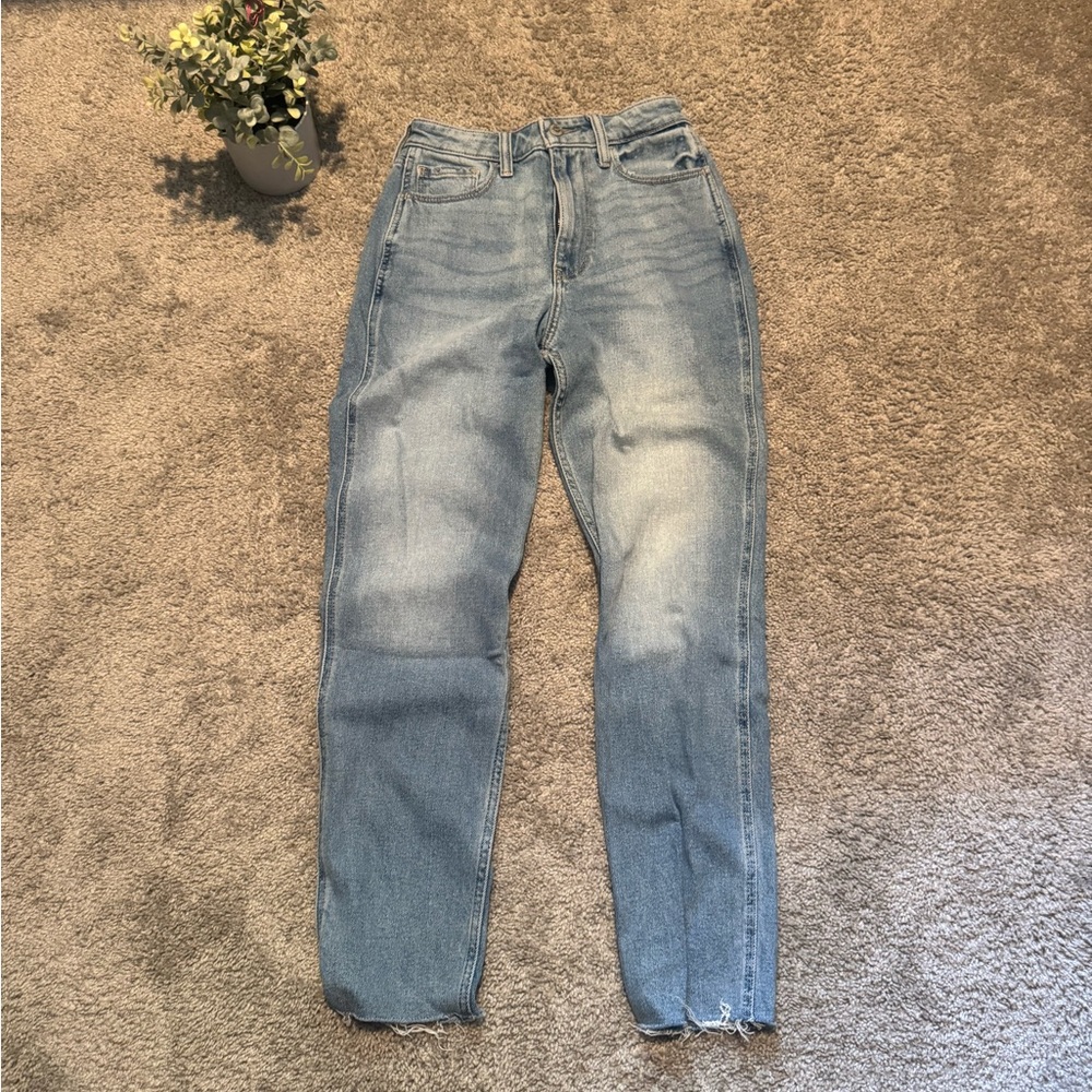 Hollister High Rise Light Blue Jeans